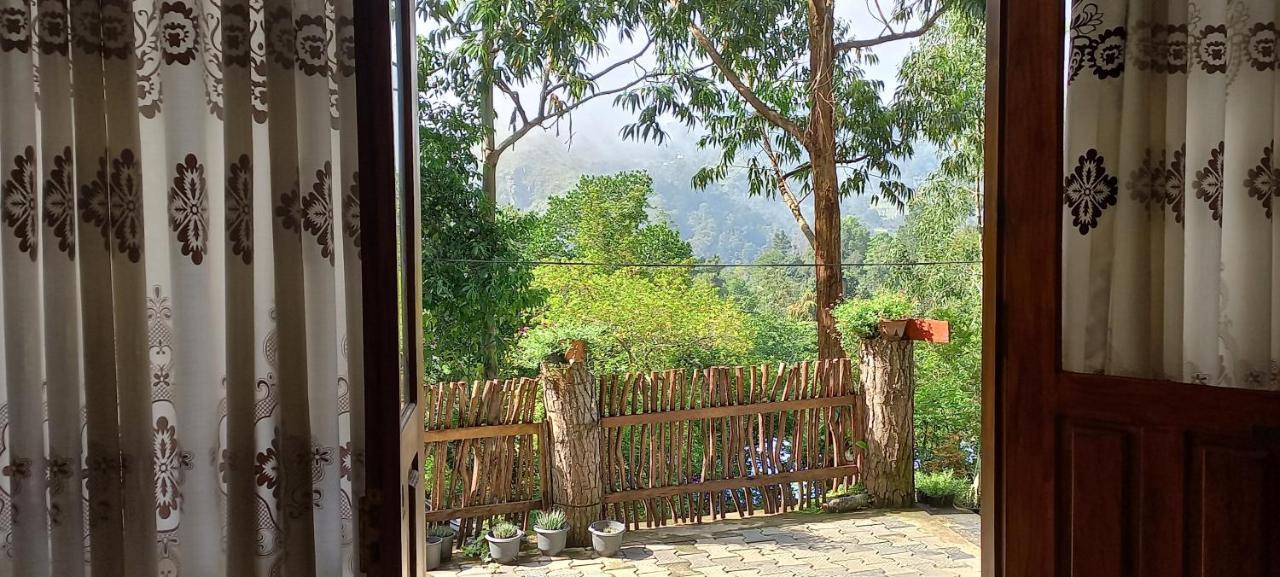 Lazy Bear Lodge เอลลา ภายนอก รูปภาพ