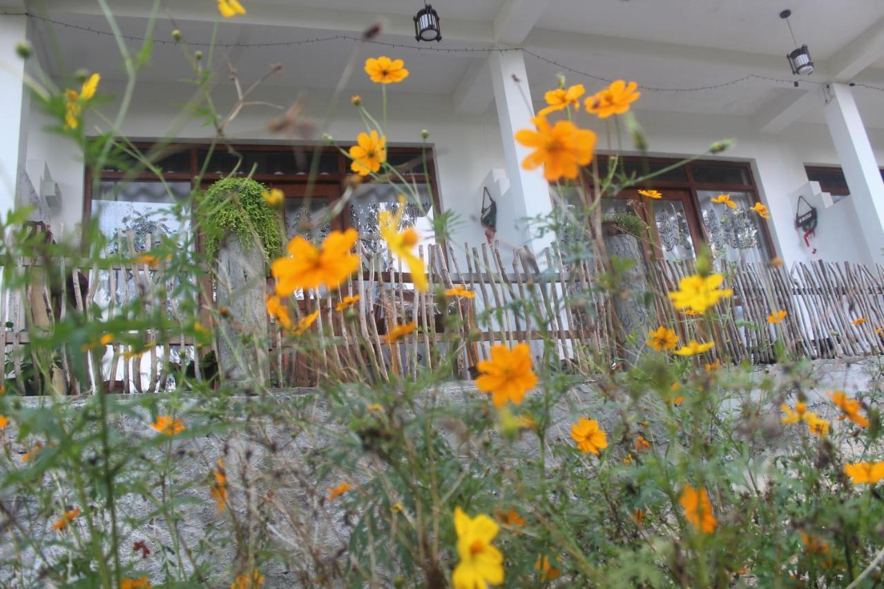 Lazy Bear Lodge เอลลา ภายนอก รูปภาพ