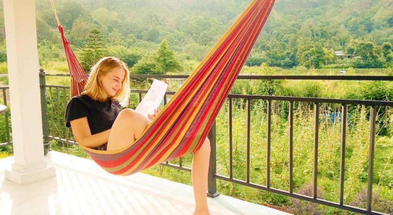 Lazy Bear Lodge เอลลา ภายนอก รูปภาพ